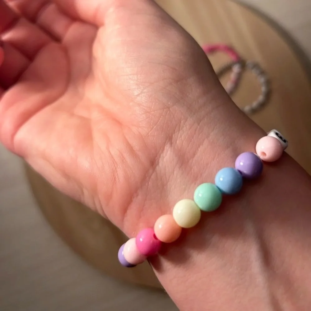 Bundle of 12 Taylor Swift Eras friendship bracelets - Picture 5 of 9